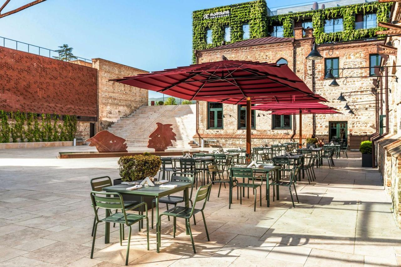 Tsinandali Estate, A Radisson Collection Hotel Zewnętrze zdjęcie The patio at the Hotel